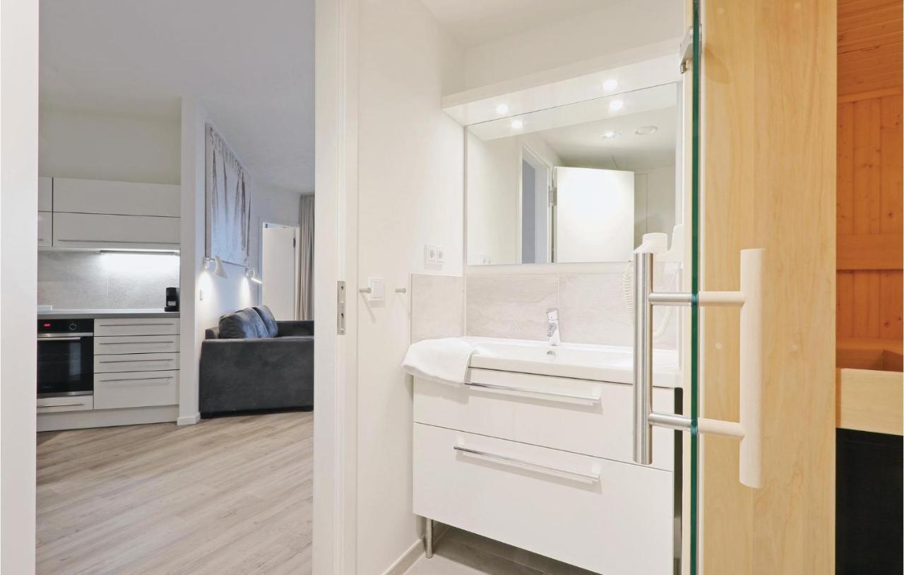 Nice Apartment In Luebeck Travemuende With Sauna Екстер'єр фото