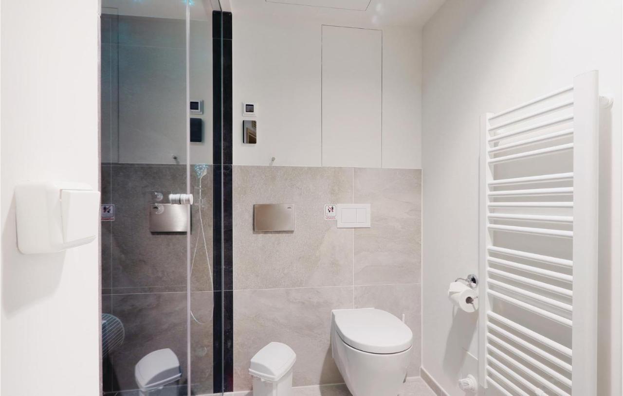 Nice Apartment In Luebeck Travemuende With Sauna Екстер'єр фото